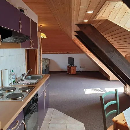 Martens -atelierwohnung Lejlighed
